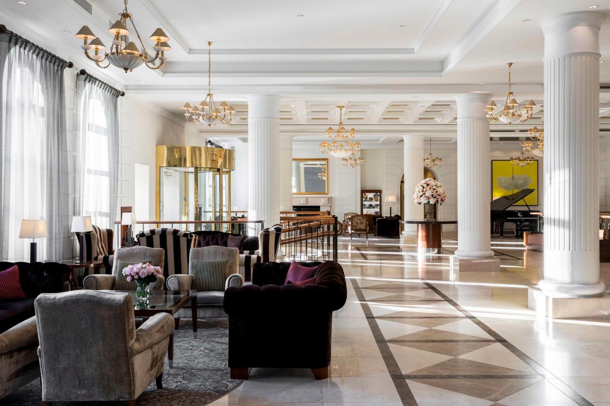 Grand Hotel Kempinski Вильнюс Экстерьер фото